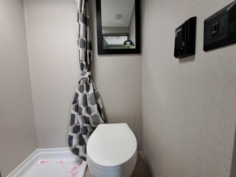 2026 Coachmen 2026 Coachmen Catalina Summit Series 7 - thumbnail 10