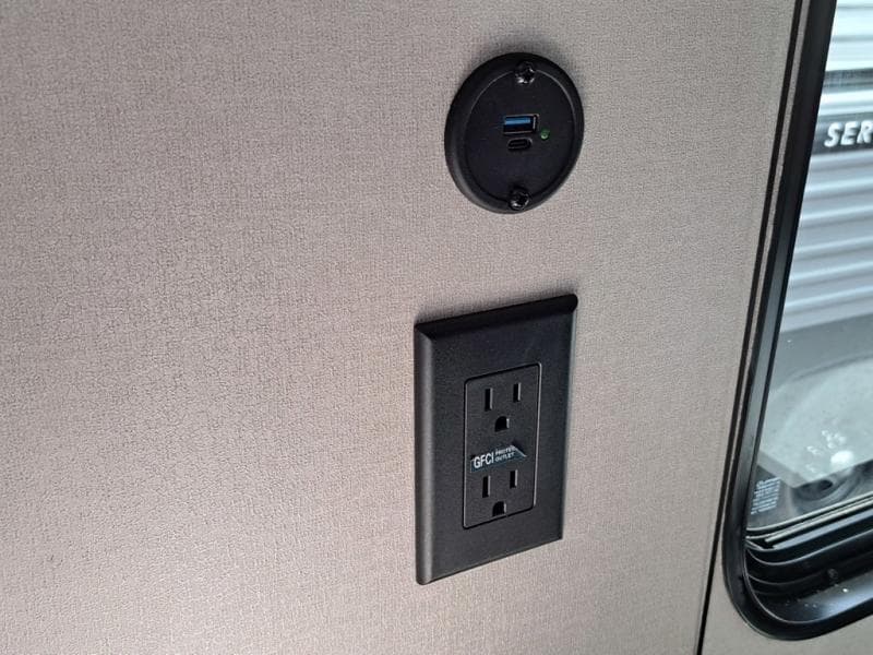 2026 Coachmen 2026 Coachmen Catalina Summit Series 7 - thumbnail 13