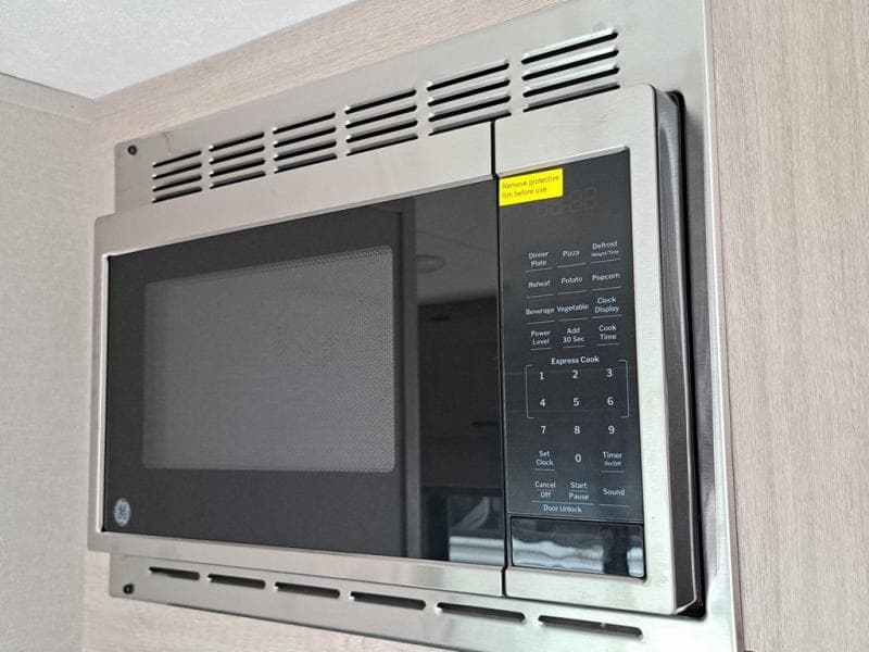 2026 Coachmen 2026 Coachmen Catalina Summit Series 7 - thumbnail 18