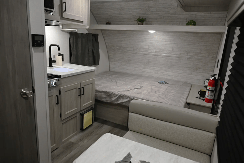 2026 Coachmen 2026 Coachmen Catalina Summit Series 7 - thumbnail 39