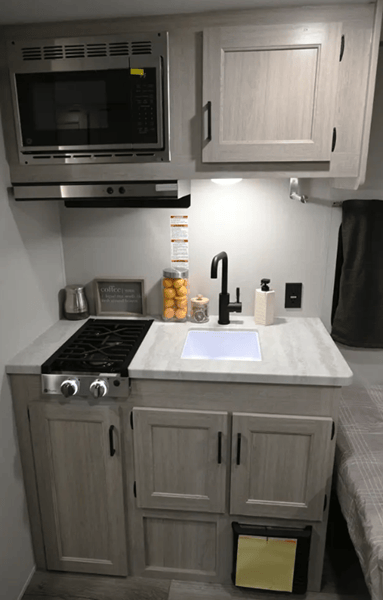 2026 Coachmen 2026 Coachmen Catalina Summit Series 7 - thumbnail 40