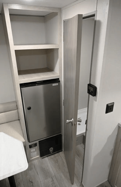 2026 Coachmen 2026 Coachmen Catalina Summit Series 7 - thumbnail 42