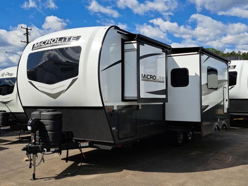 2025 Flagstaff 2025 Flagstaff Micro Lite - thumbnail 4