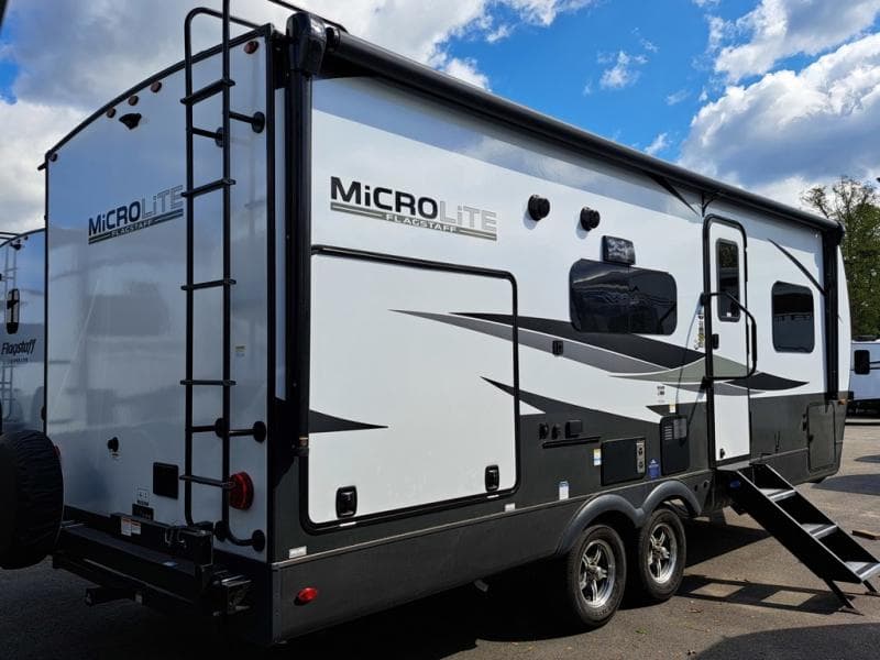 2025 Flagstaff 2025 Flagstaff Micro Lite - thumbnail 6