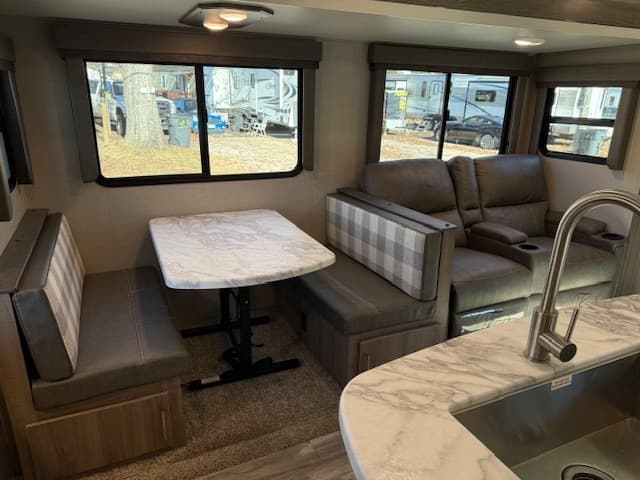 2022 Grand Design 2022 Grand Design Imagine - thumbnail 14