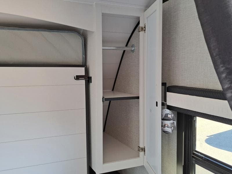 2025 Jayco 2025 Jayco Jay Feather - thumbnail 18