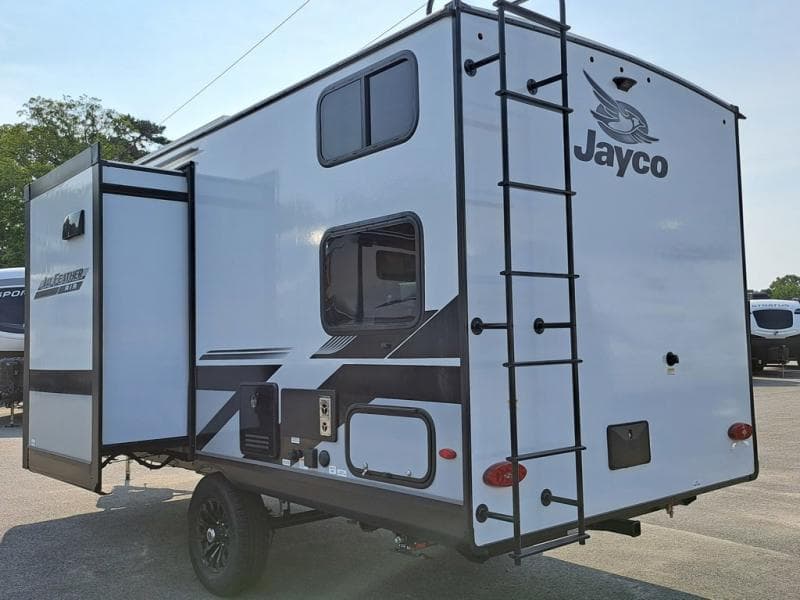 2025 Jayco 2025 Jayco Jay Feather - thumbnail 4