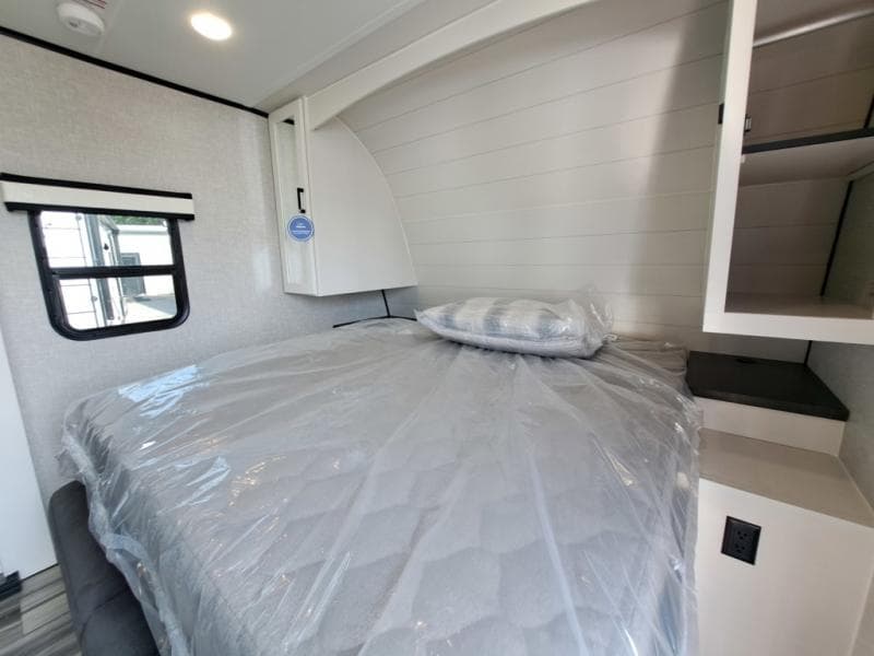 2025 Jayco 2025 Jayco Jay Feather - thumbnail 8