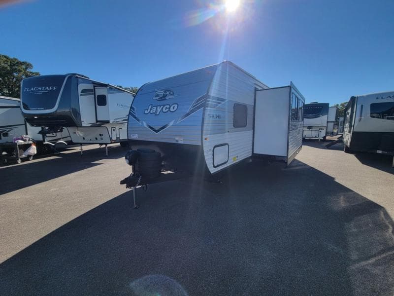 2026 Jayco 2026 Jayco Jay Flight SLX - thumbnail 11