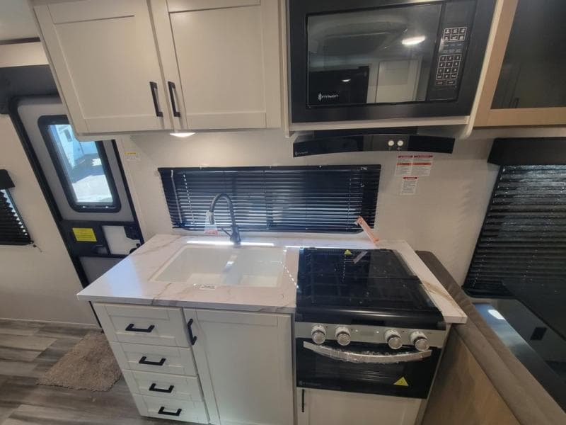 2026 Jayco 2026 Jayco Jay Flight SLX - thumbnail 17