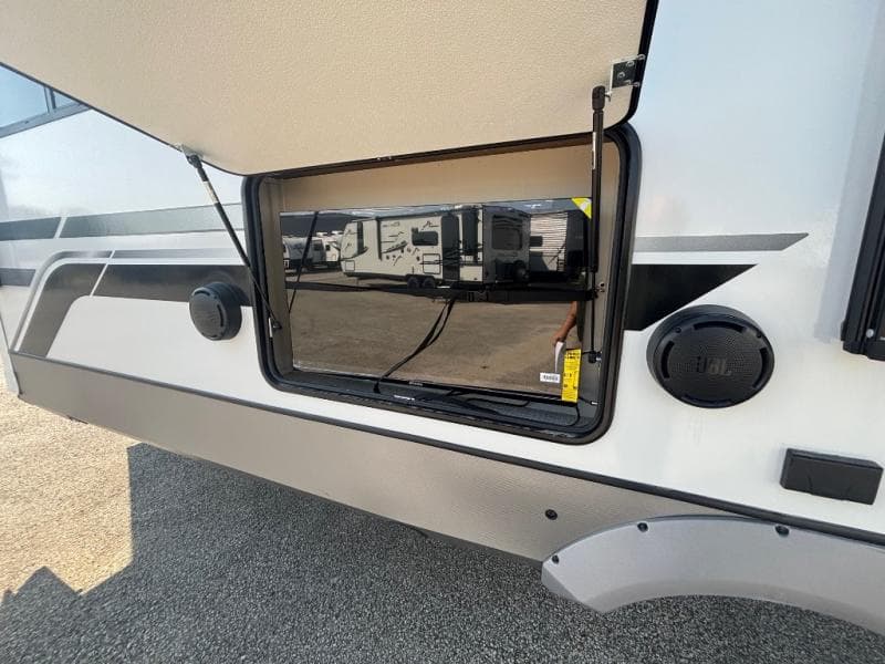 2026 Forest River 2026 Forest River Wildwood Heritage Glen - thumbnail 6