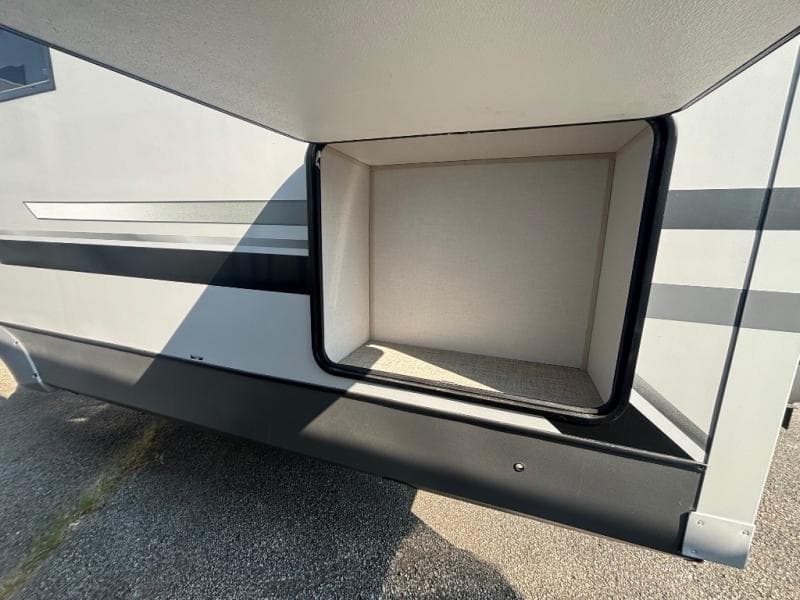 2026 Forest River 2026 Forest River Wildwood Heritage Glen - thumbnail 9