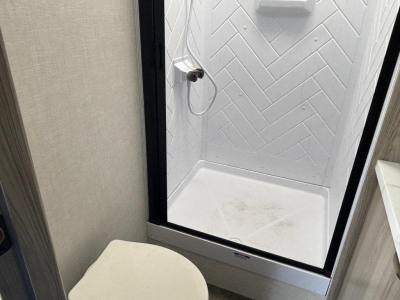 2025 Forest River 2025 Forest River Wildwood FSX - thumbnail 17