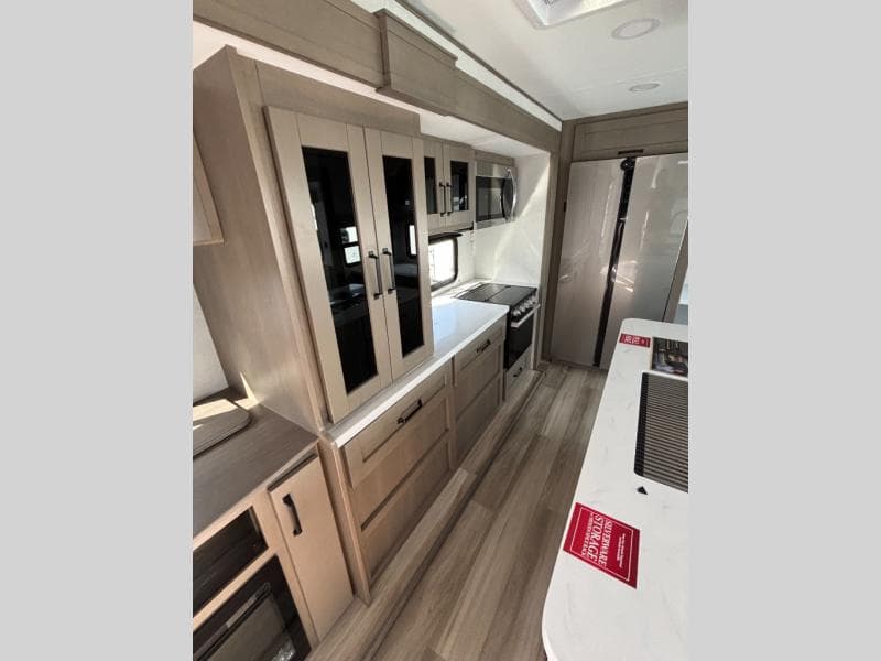 2025 Grand Design 2025 Grand Design Reflection - thumbnail 7