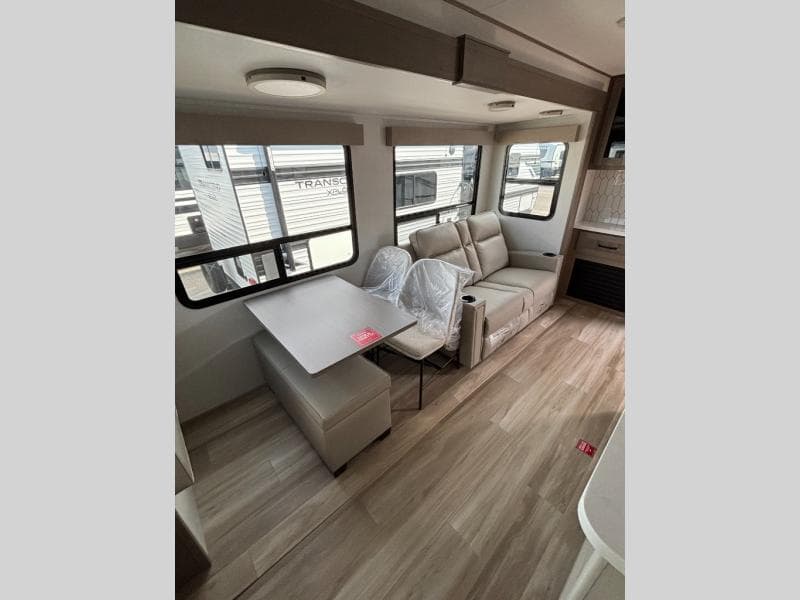 2025 Grand Design 2025 Grand Design Reflection - thumbnail 8