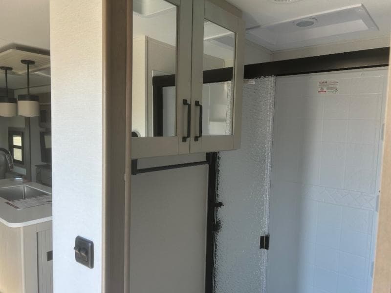 2026 Grand Design 2026 Grand Design Reflection - thumbnail 14