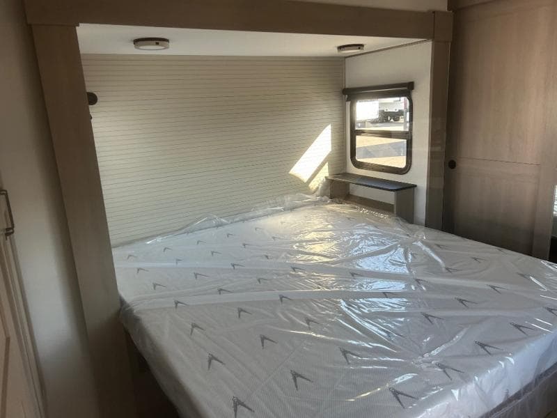 2026 Grand Design 2026 Grand Design Reflection - thumbnail 18