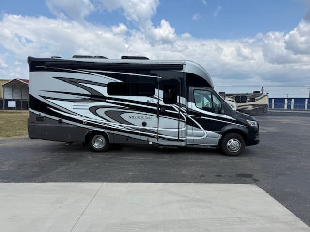 2022 Jayco Melbourne Prestige 24RP