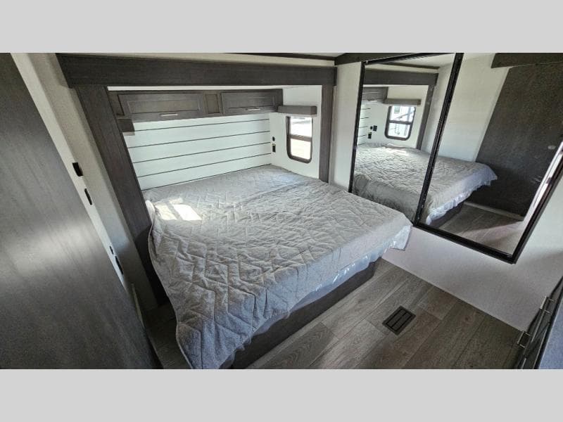 2025 Keystone RV 2025 Keystone RV Keystone Cougar - thumbnail 28