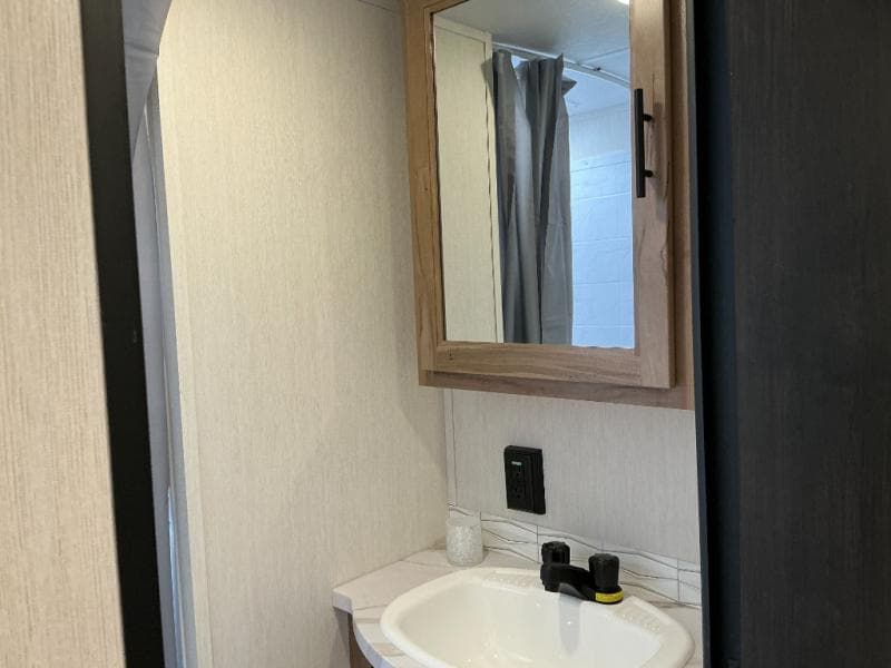 2025 Forest River 2025 Forest River Cherokee Grey Wolf - thumbnail 20