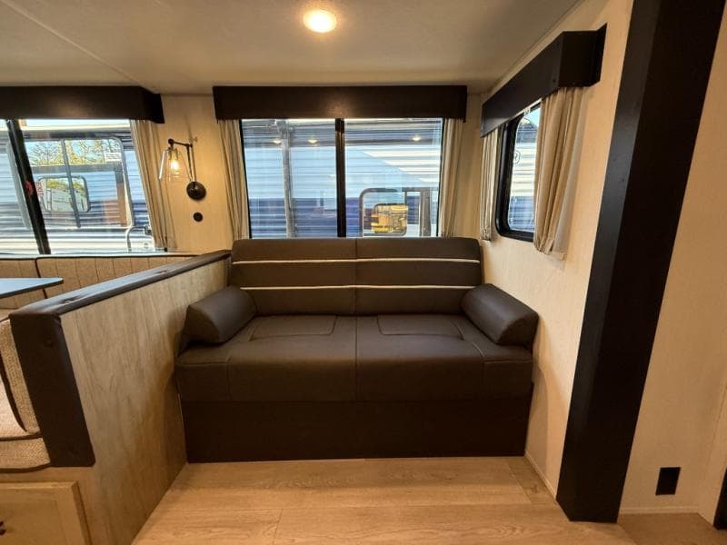 2026 Forest River 2026 Forest River Cherokee Wolf Den - thumbnail 24