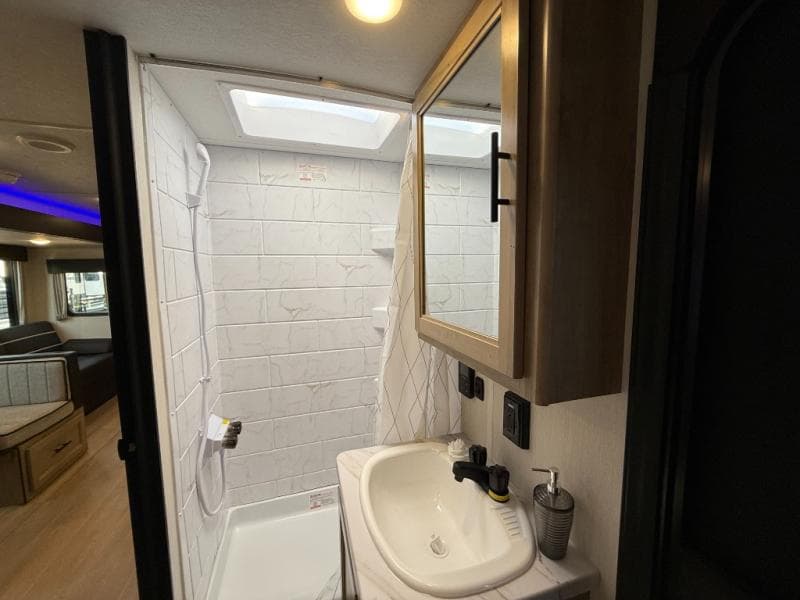 2026 Forest River 2026 Forest River Cherokee Wolf Den - thumbnail 26