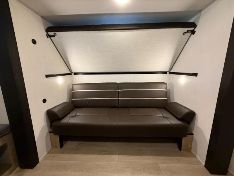 2026 Forest River 2026 Forest River Cherokee Wolf Den - thumbnail 36