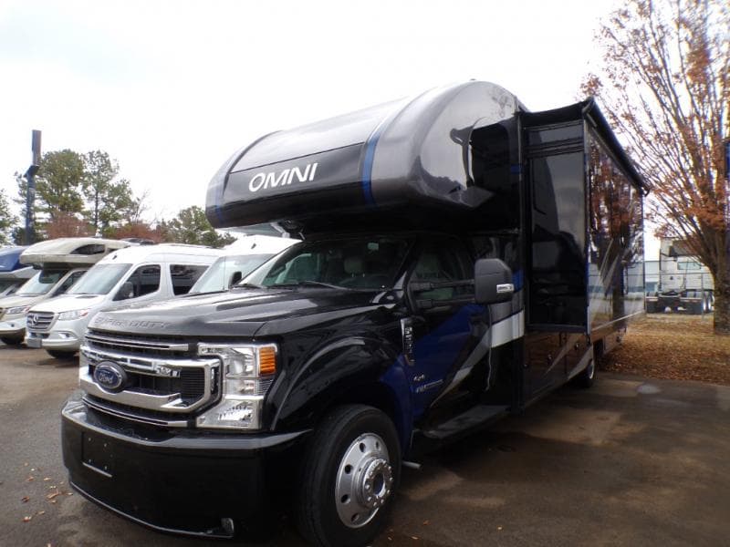 2022 Thor Motor Coach 2022 Thor Motor Coach Omni - thumbnail 3