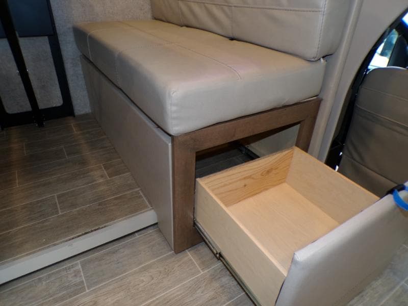 2022 Thor Motor Coach 2022 Thor Motor Coach Omni - thumbnail 34