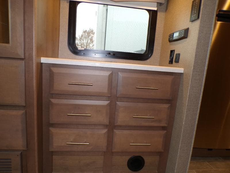 2022 Thor Motor Coach 2022 Thor Motor Coach Omni - thumbnail 54