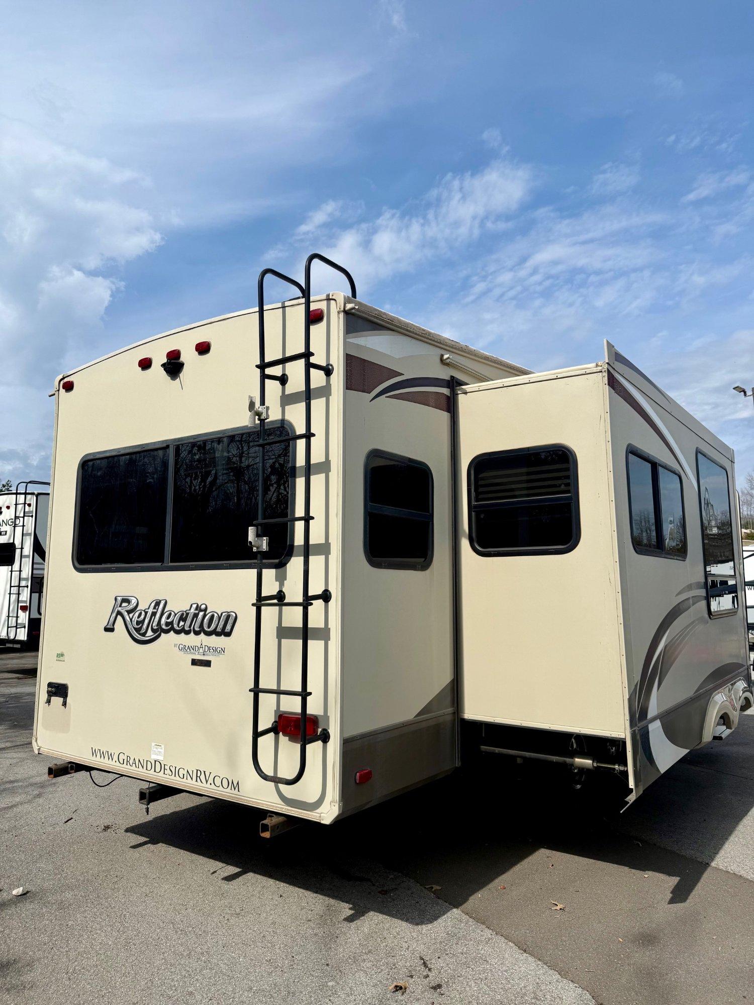 2016 Grand Design 2016 Grand Design Reflection - thumbnail 6