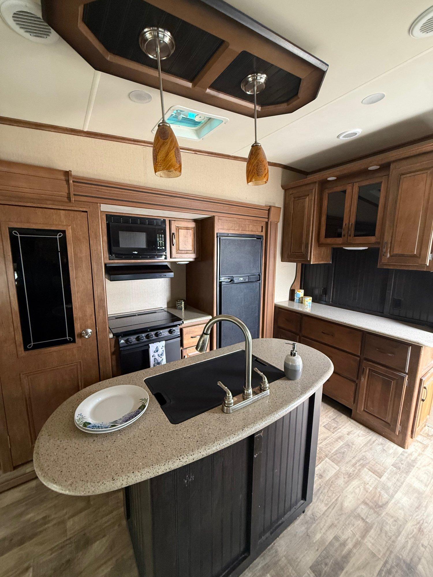 2016 Grand Design 2016 Grand Design Reflection - thumbnail 17