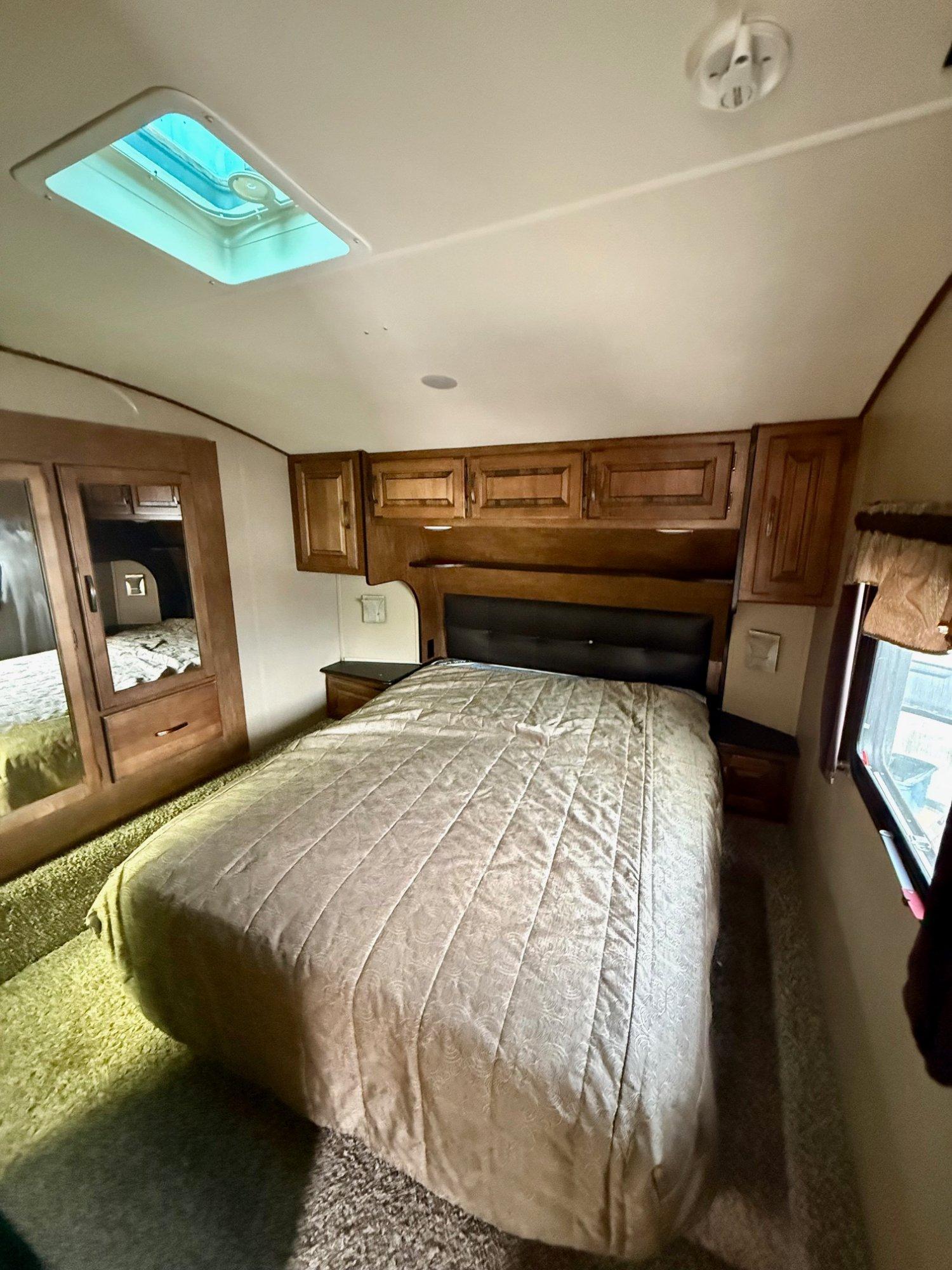 2016 Grand Design 2016 Grand Design Reflection - thumbnail 19