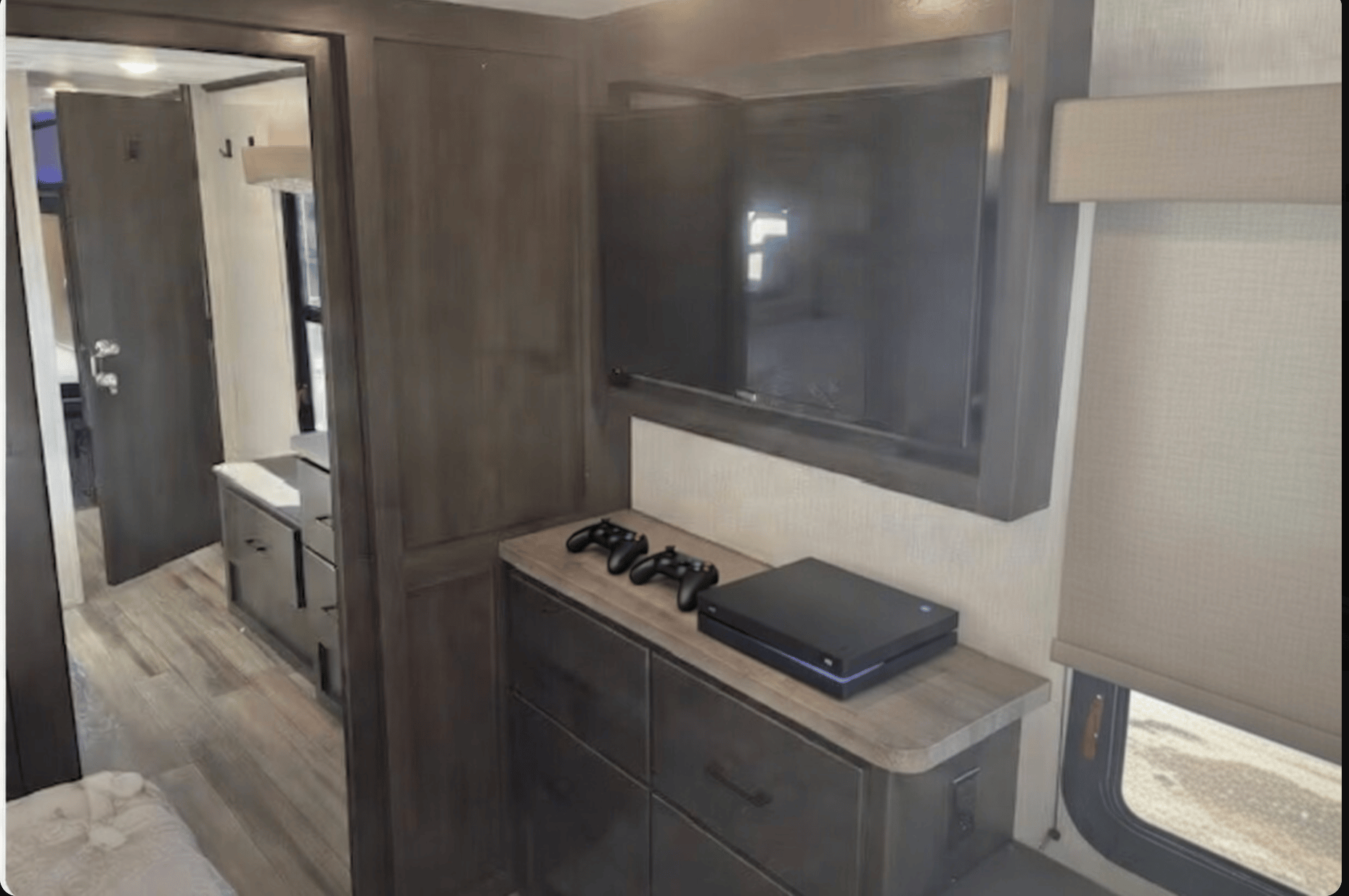 2022 CrossRoads 2022 CrossRoads Suncruiser - thumbnail 32