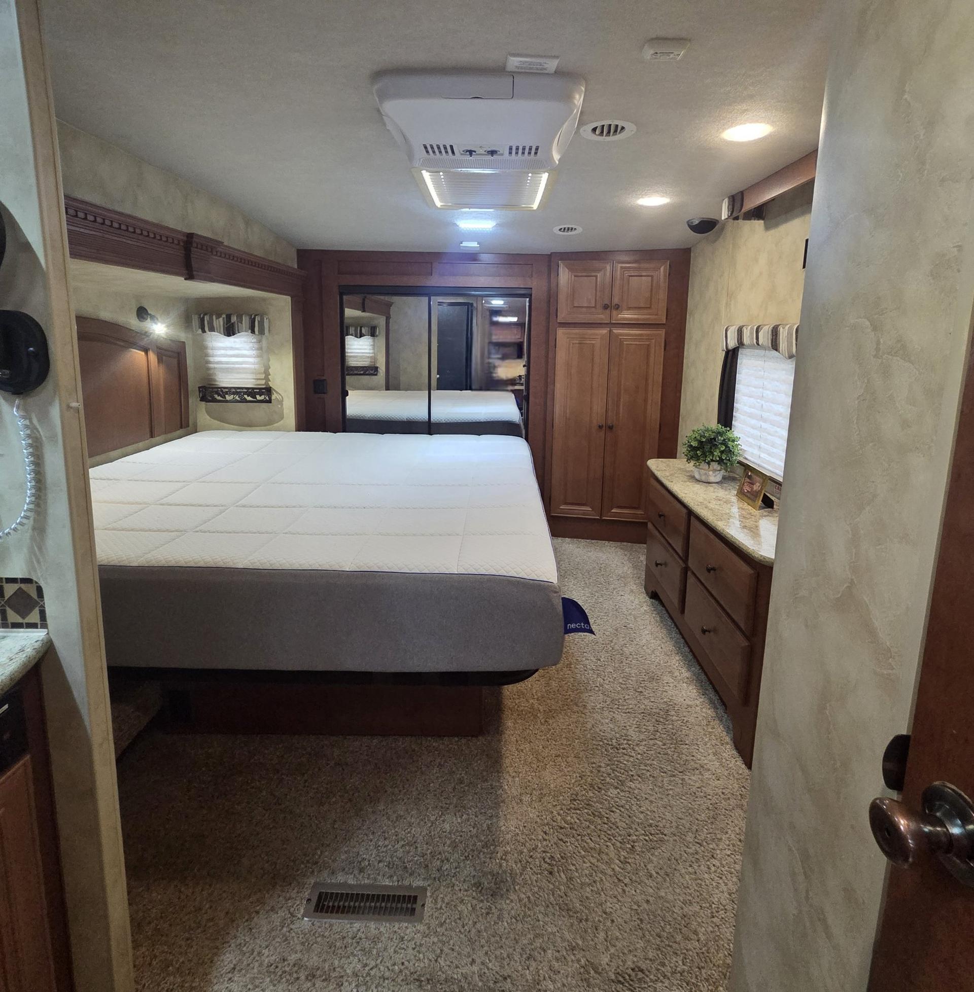 2014 Northwood 2014 Northwood Arctic Fox - thumbnail 15