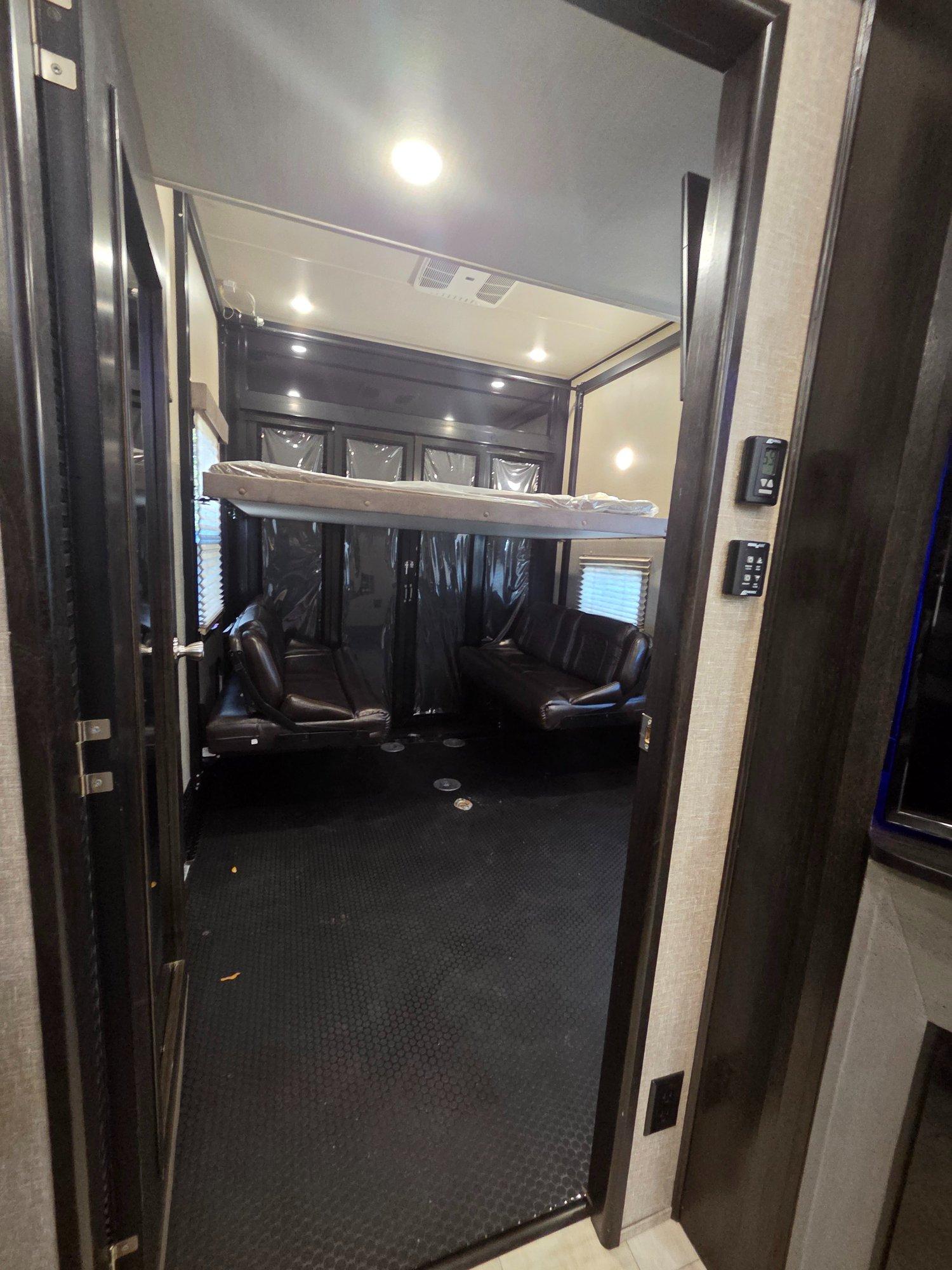 2019 Grand Design 2019 Grand Design Momentum M-Class - thumbnail 22