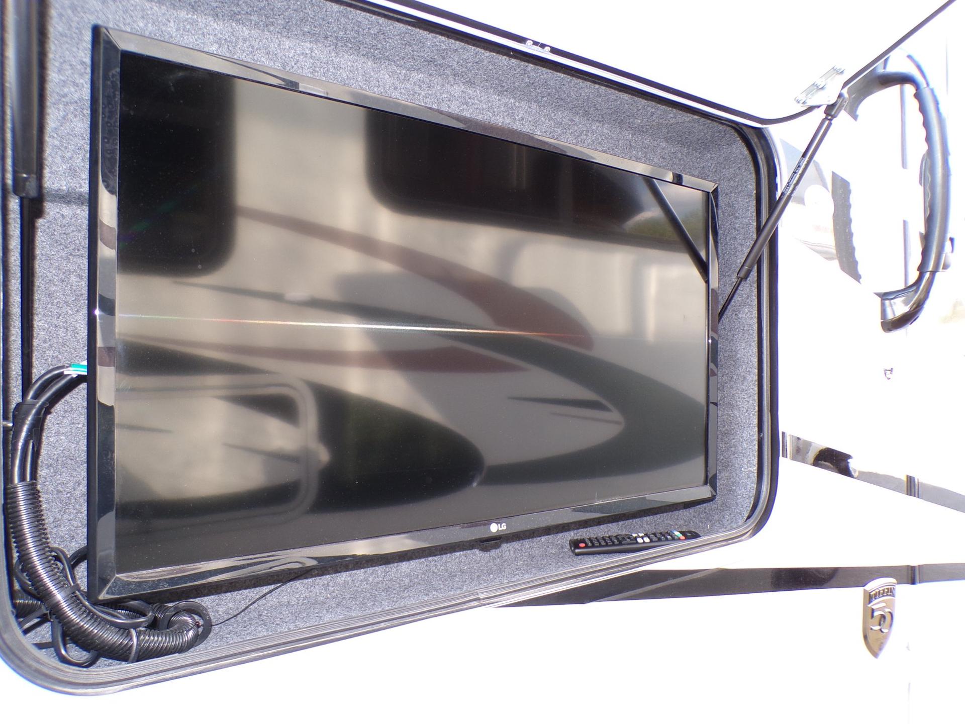 2023 Tiffin Motorhomes 2023 Tiffin Motorhomes Wayfarer - thumbnail 11