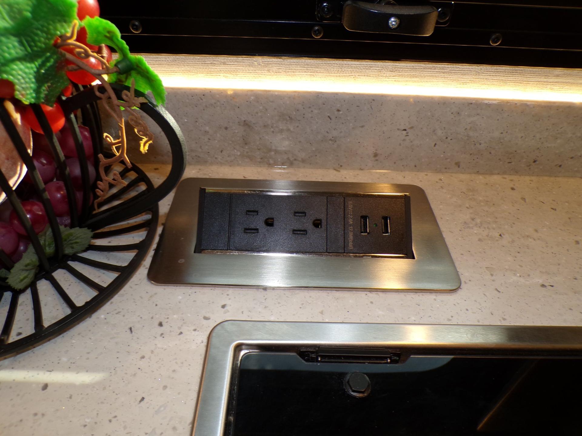 2023 Tiffin Motorhomes 2023 Tiffin Motorhomes Wayfarer - thumbnail 40