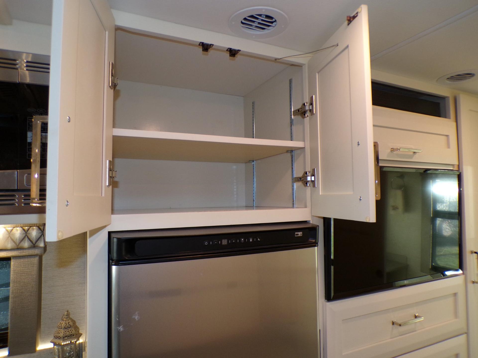 2023 Tiffin Motorhomes 2023 Tiffin Motorhomes Wayfarer - thumbnail 41