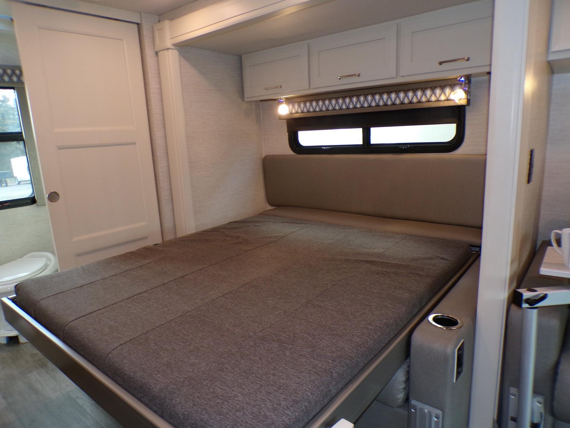 2023 Tiffin Motorhomes 2023 Tiffin Motorhomes Wayfarer - thumbnail 43