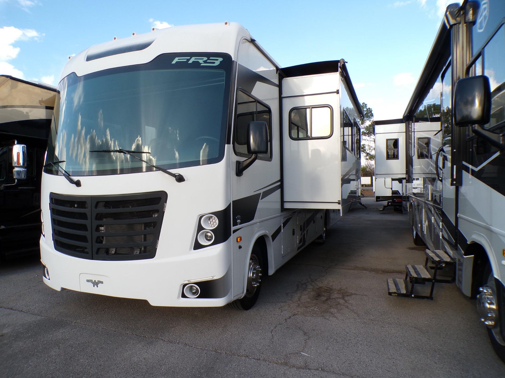 2022 Forest River 2022 Forest River FR3 - thumbnail 4