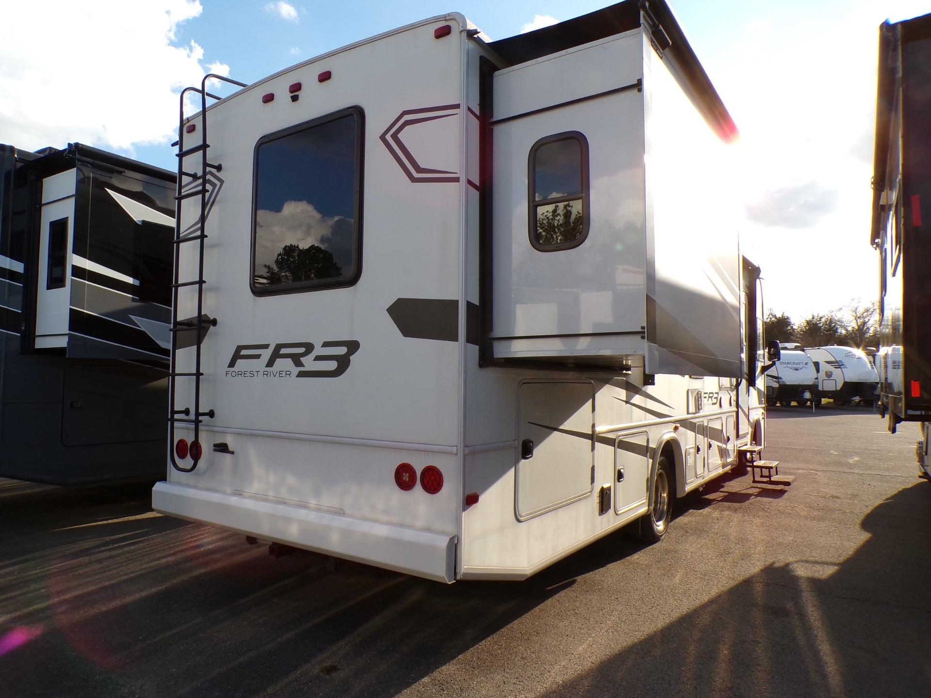 2022 Forest River 2022 Forest River FR3 - thumbnail 6