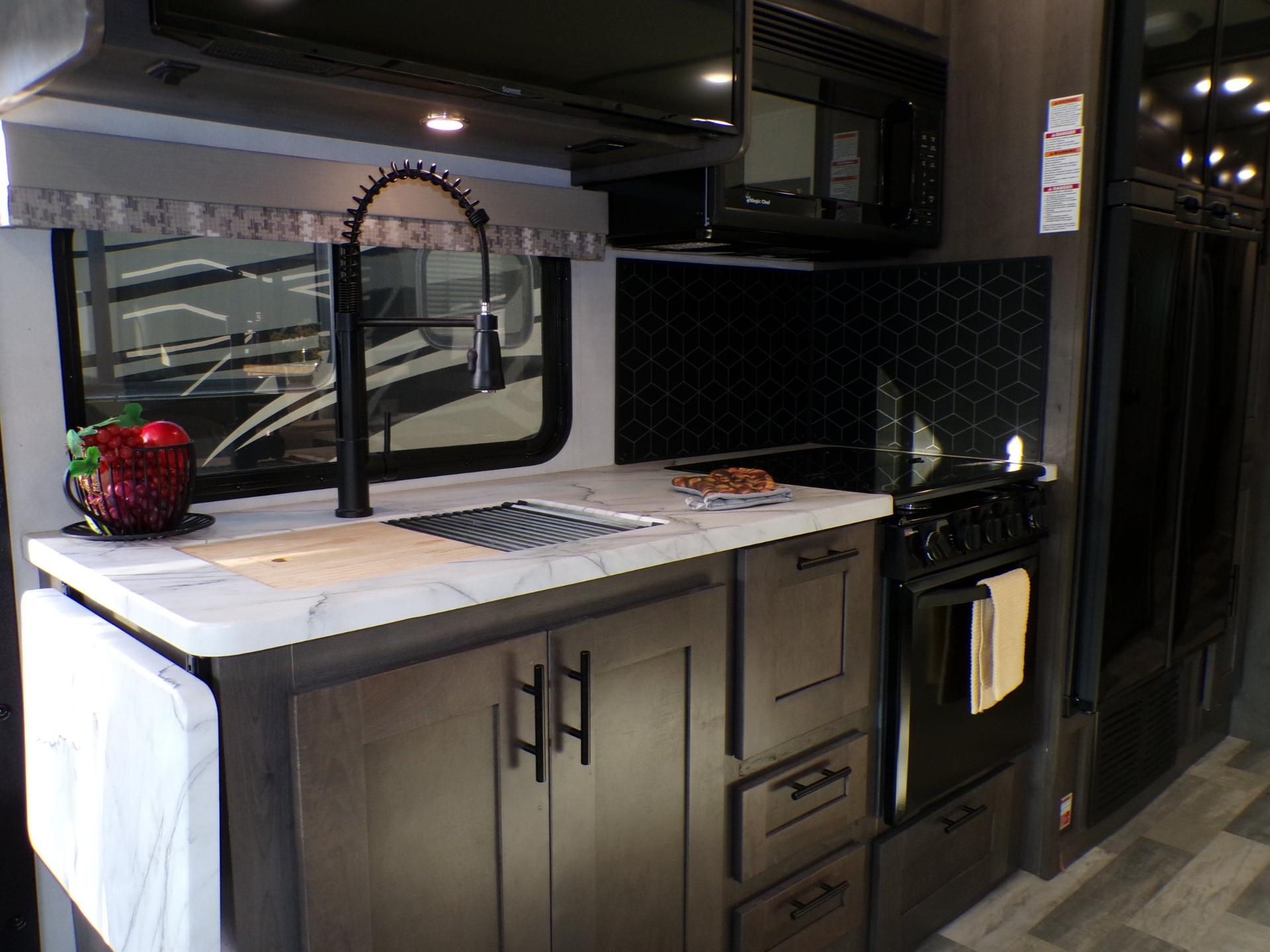 2022 Forest River 2022 Forest River FR3 - thumbnail 37