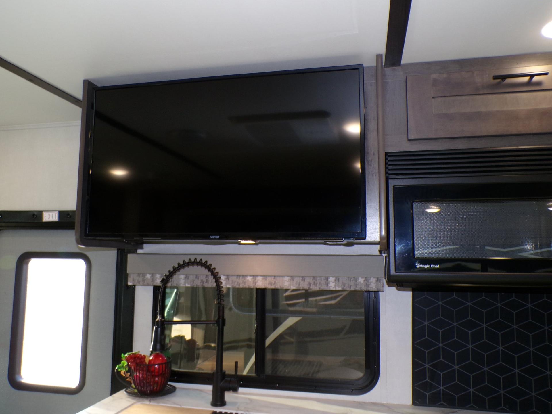 2022 Forest River 2022 Forest River FR3 - thumbnail 32