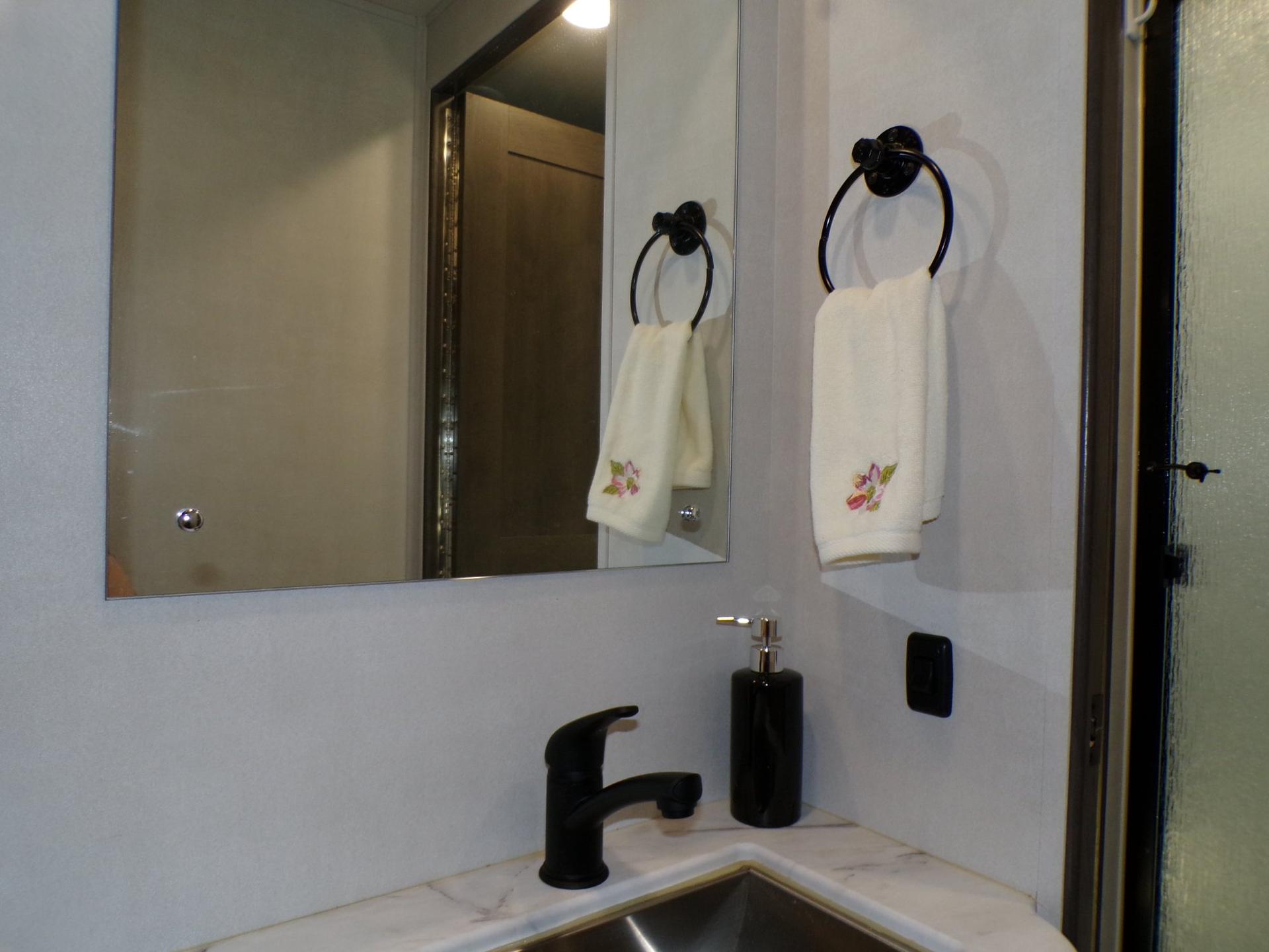 2022 Forest River 2022 Forest River FR3 - thumbnail 64