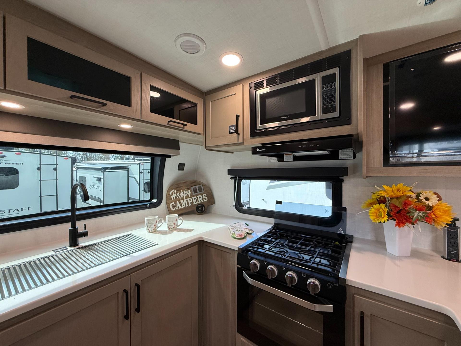 2026 Flagstaff 2026 Flagstaff Micro Lite - thumbnail 8