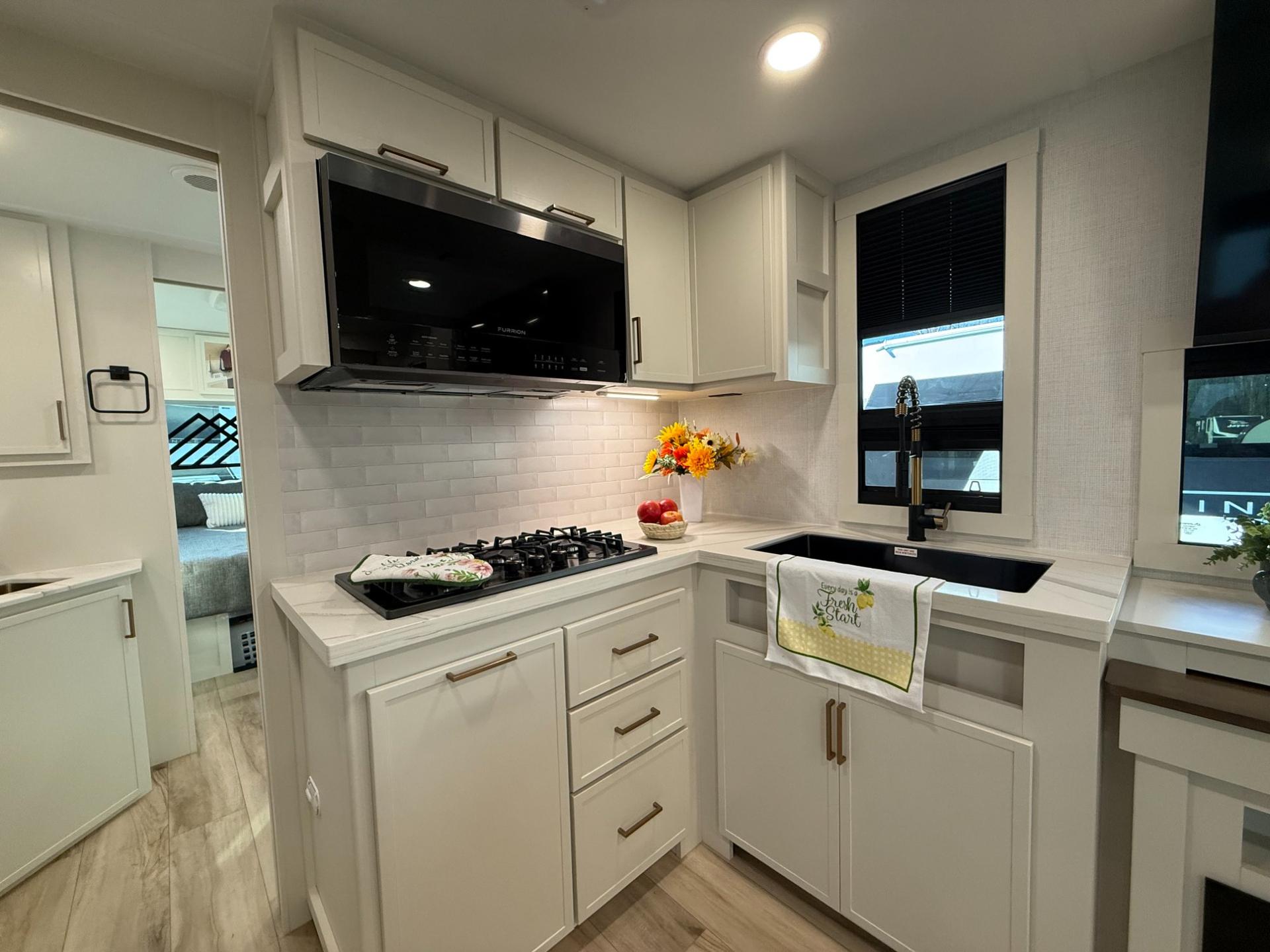 2026 Brinkley RV 2026 Brinkley RV Model I - thumbnail 9