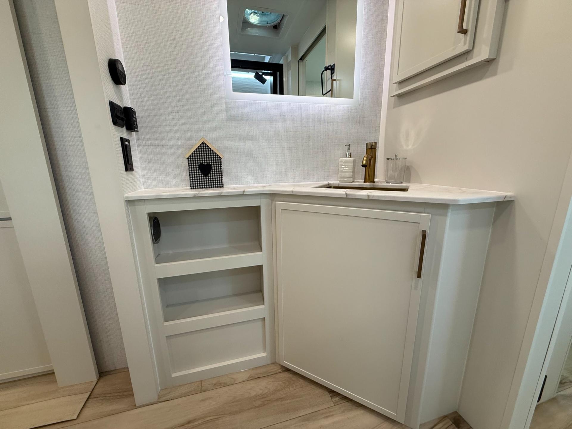 2026 Brinkley RV 2026 Brinkley RV Model I - thumbnail 25