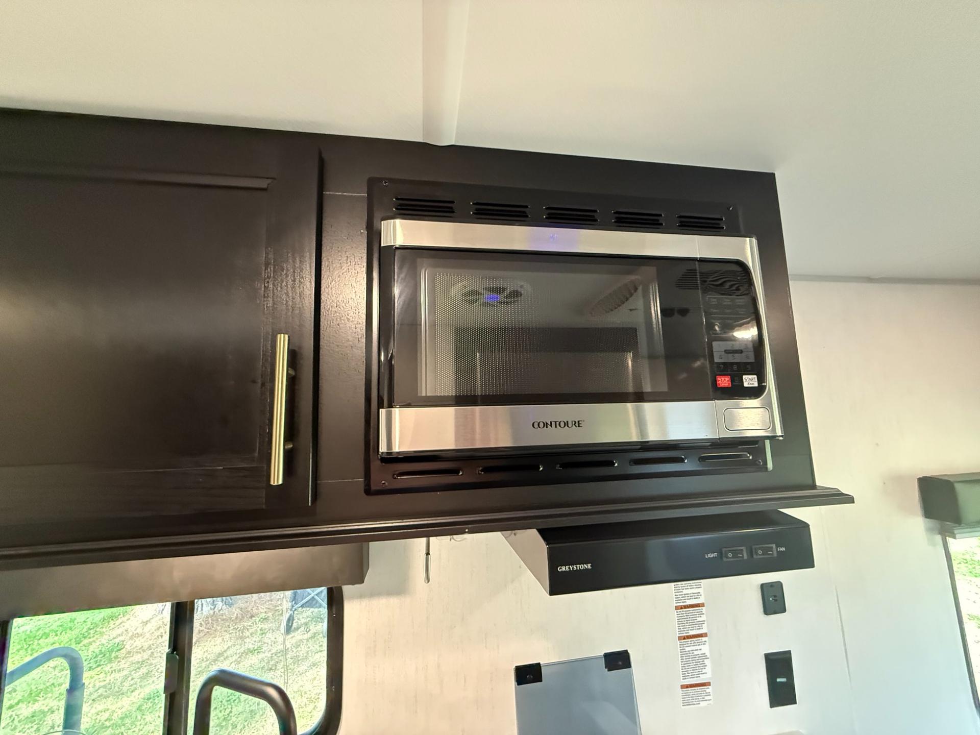 2022 Forest River 2022 Forest River Cherokee Wolf Pup - thumbnail 10