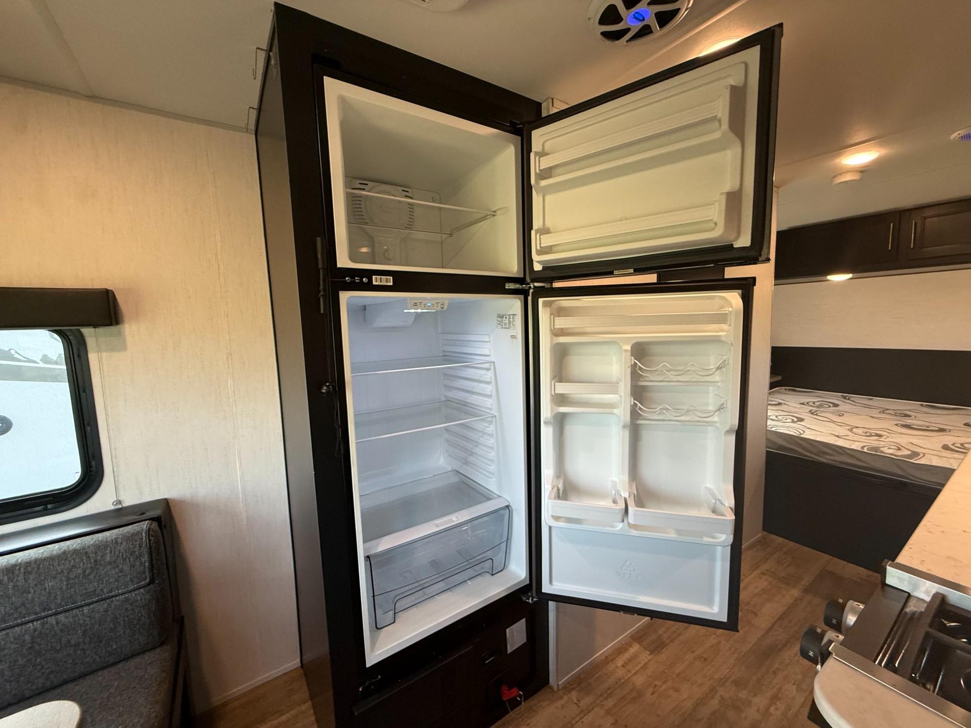 2022 Forest River 2022 Forest River Cherokee Wolf Pup - thumbnail 12